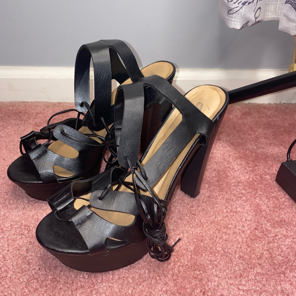 Platform Heels - Picture 7 of 7